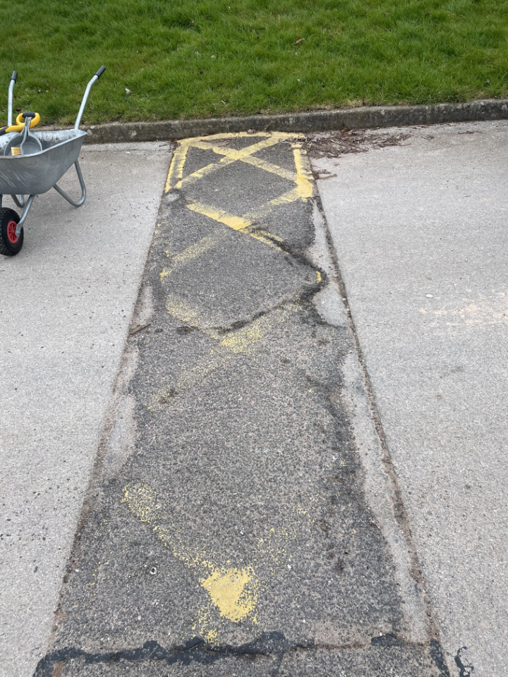 Yellow Thermoplastic marking speed ramp Kingsway Hospital Derby 1